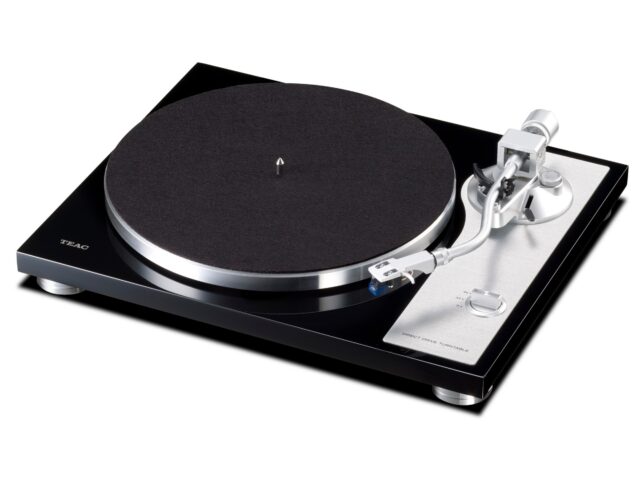 TEAC TN-4D manuell platespiller