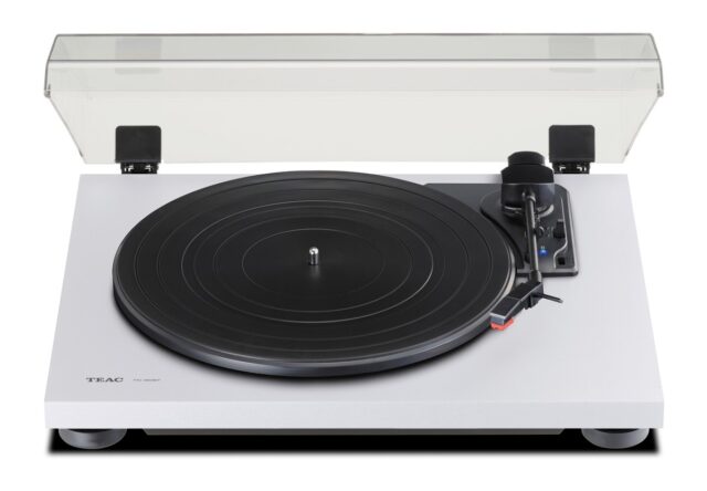 TEAC TN-180BT - Halvautomatisk platespiller med bluetooth