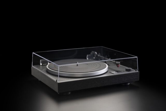 Dual CS 429 - helautomatisk platespiller