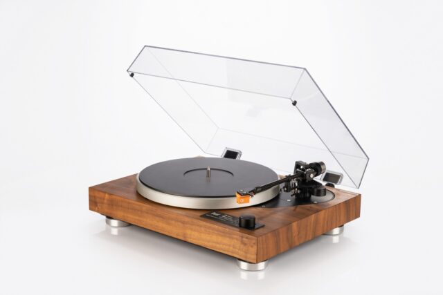 Dual Primus Maximus - Manuell high-end håndbygget platespiller med direktedrift